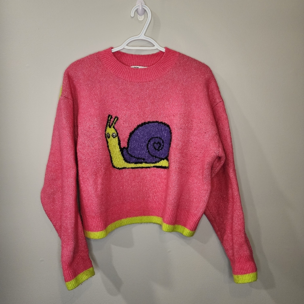 Zara Snail Neon Sweater M